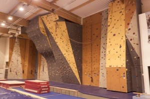 La salle et le mur (photo 1)