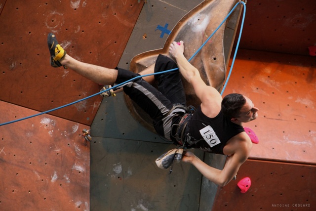 Image de la vidéo « comp interreg ms montmartin 2011 finaleJo »