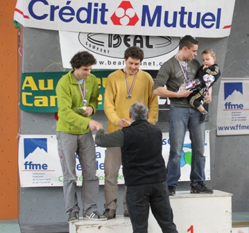 Image de la vidéo « comp reg ms roche 2011 finaleJo »